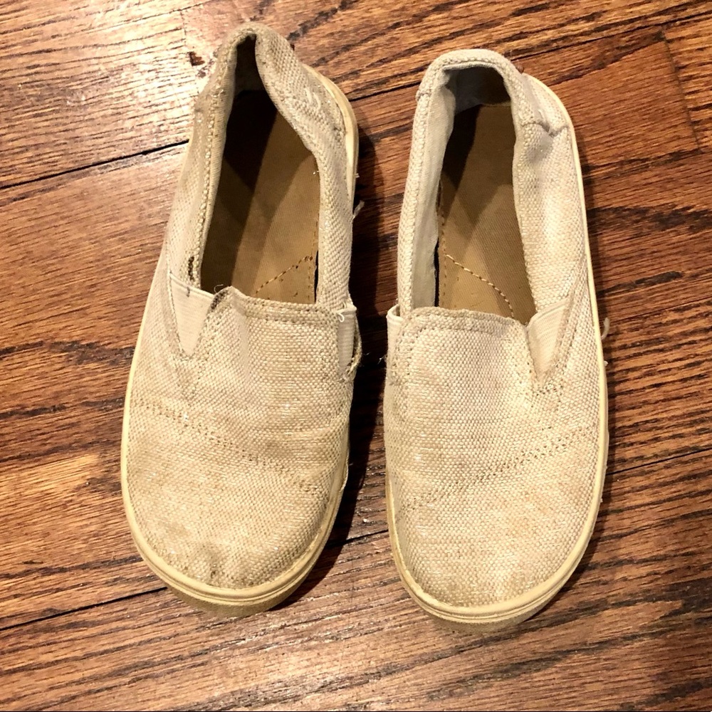 TOMS Luca Natural Metallic Jute Slip-On Shoe. 13.